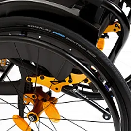 Задние колеса в сборе  с шинами Schwalbe RightRun